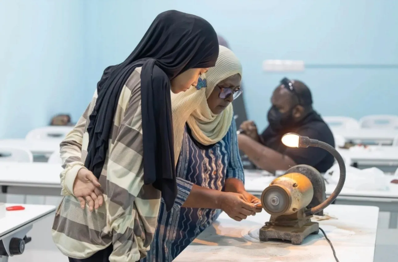 އަތްތެރި މަސައްކަތްކުރަން ދަސްކޮށްދޭ މަޢުރަޒެއް: ފޮޓޯ/ ޔޫތު މިނިސްޓްރީ