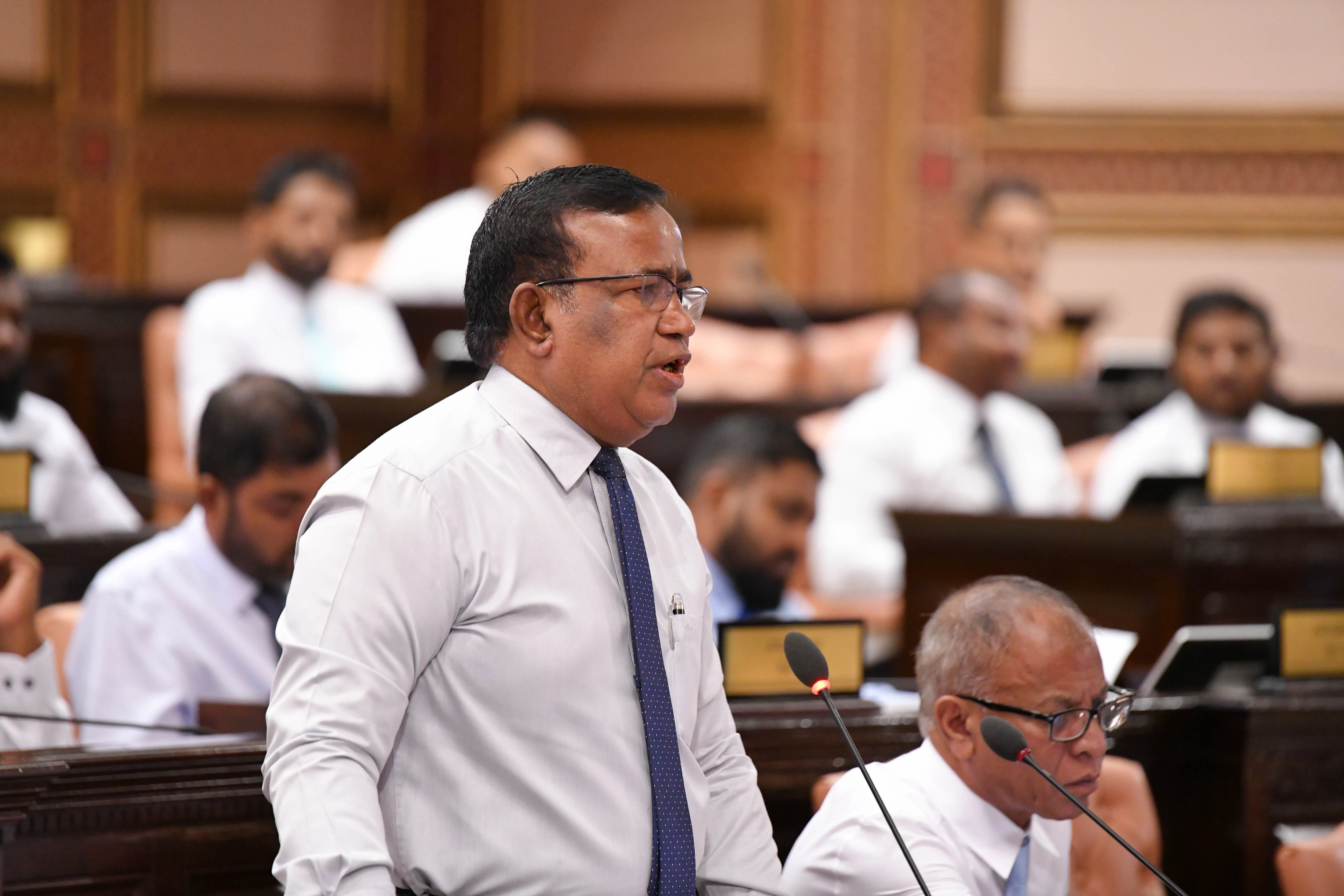 ދެ އިންތިޚާބު އެއްކުރުމުގެ ބޭނުމަކީ ޚުދުމުޚުތާރު ވެރިކަމަކަށް މަގުފަހިކުރުން: މެމްބަރު ޣަފޫރު