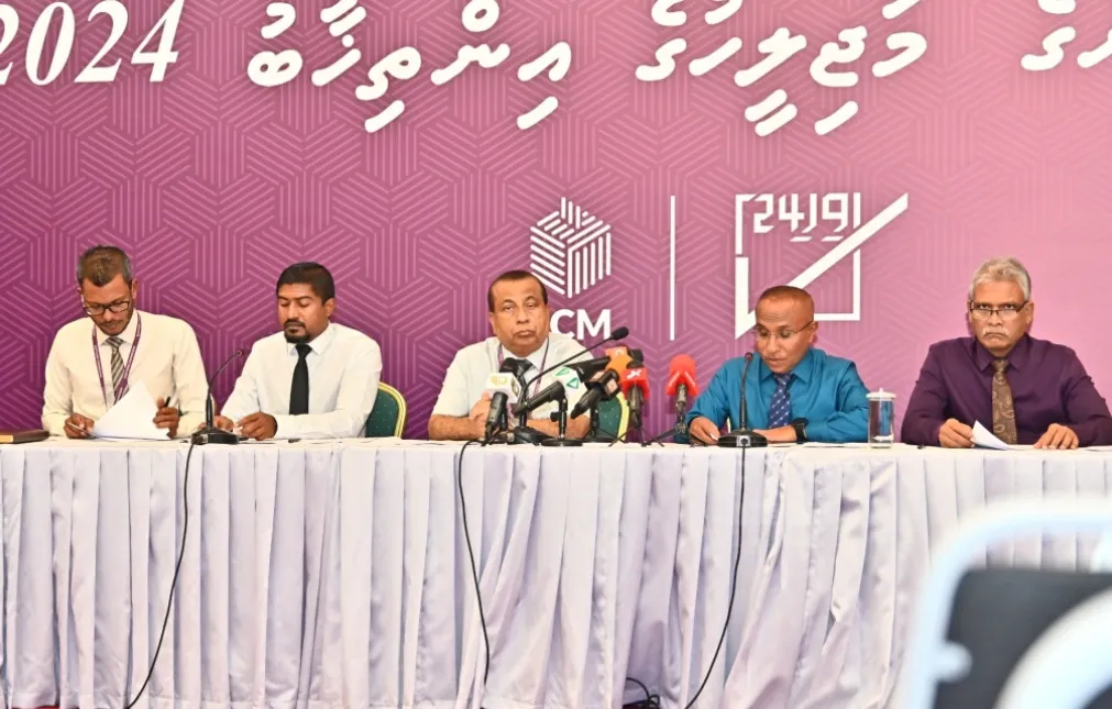 އީސީން މިއަދު ބޭއްވި ނޫސްވެރިންގެ ބައްދަލުވުން-- ފޮޓޯ: ޕީއެސްއެމް