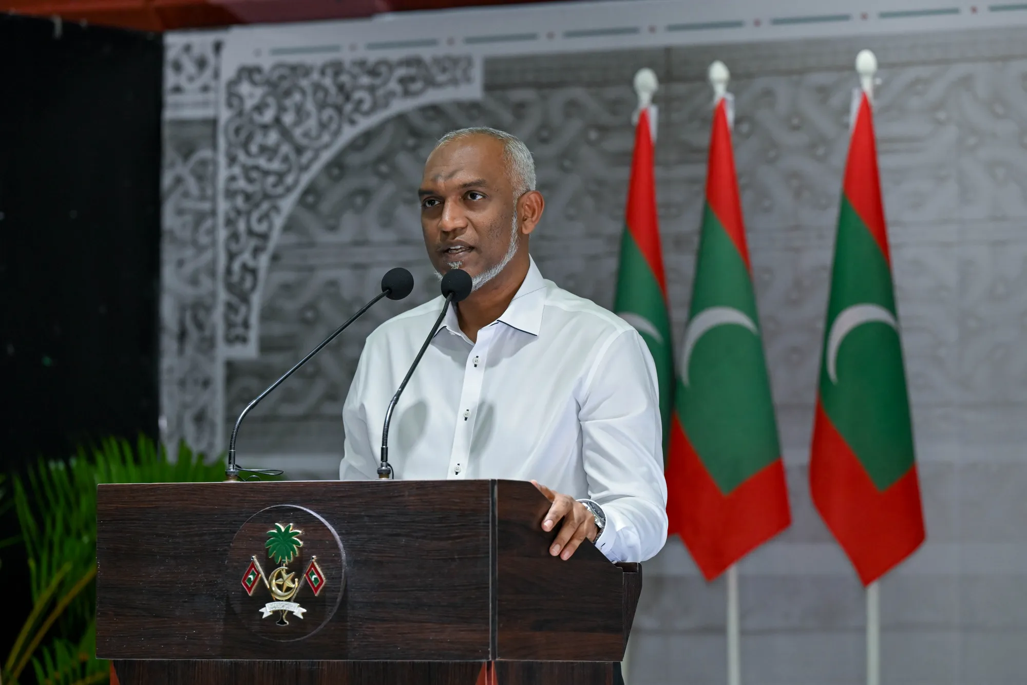 ރާއްޖޭގެ ގިނަ ރަށްތަކުގެ މަގު ހެދުމުގެ މަޝްރޫޢު މި އަހަރުގެ ތެރޭގައި ފެށޭނެ: ރައީސް މުޢިއްޒު
