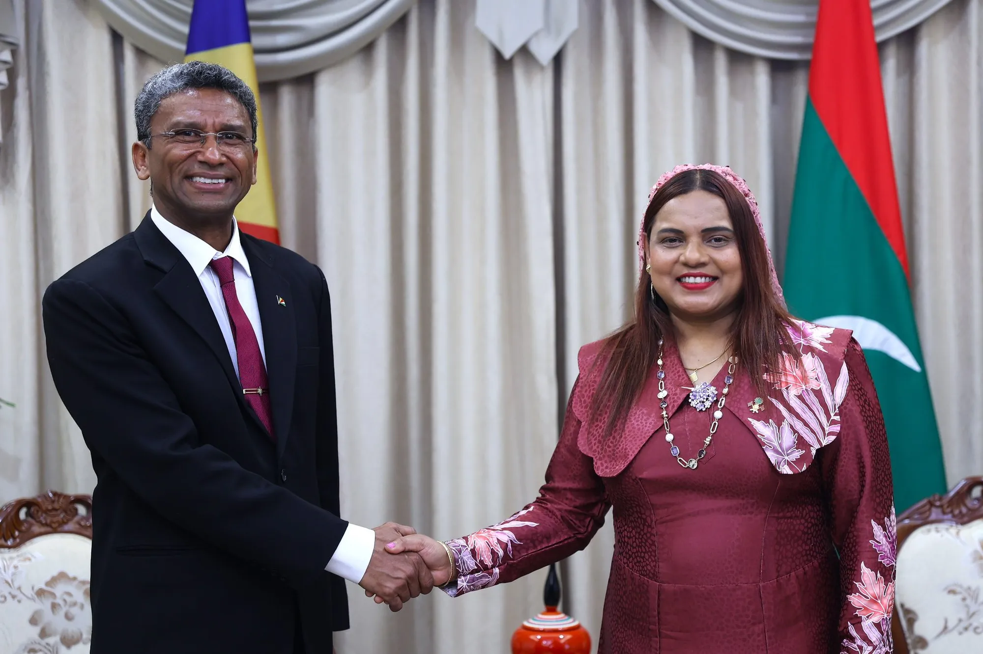 ދެޤައުމުގެ ޚާރިޖީ ވަޒީރުން- ފޮޓޯ/ ޚާރިޖީ ވުޒާރާ