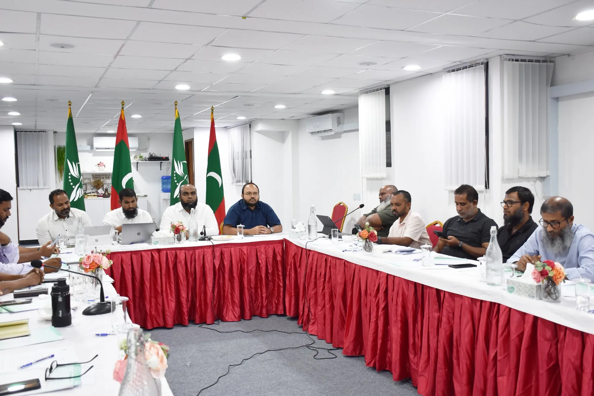 އަދާލަތާއި އެމްއެންޕީން އޮޑިޓް ރިޕޯޓް ހުށަނާޅާ: އިލެކްޝަންސް