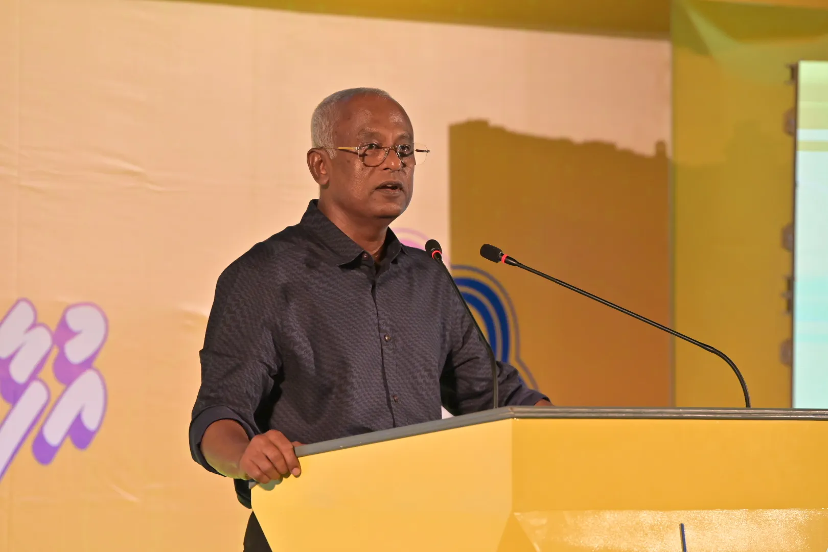 "މަޖިލީހަށް އެންމެ ގިނައިން ޖަވާބުދާރިވެ، ސަރުކާރުގެ ކަންކަން އެންމެ ގިނައިން ހާމަކުރީ މިސަރުކާރުން"