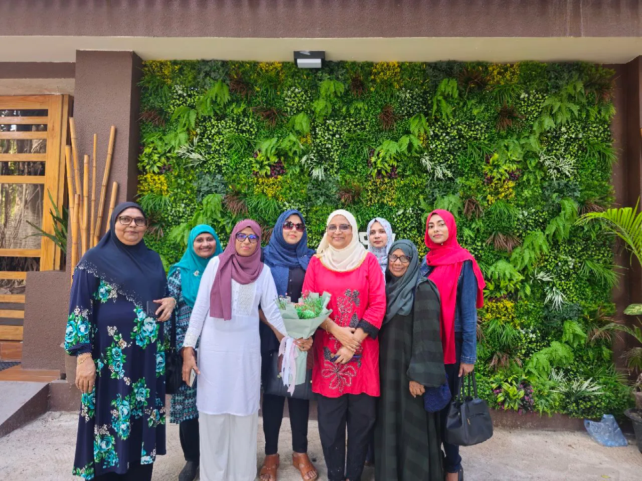 ޢާޒިމާގެ ވިލިމާލޭ ދޮރުން ދޮރަށް ކެންޕެއިން ކާމިޔާބު ކަމާއެކު ނިންމާލައިފި؛ މިއަދު ހުޅުމާލެ!