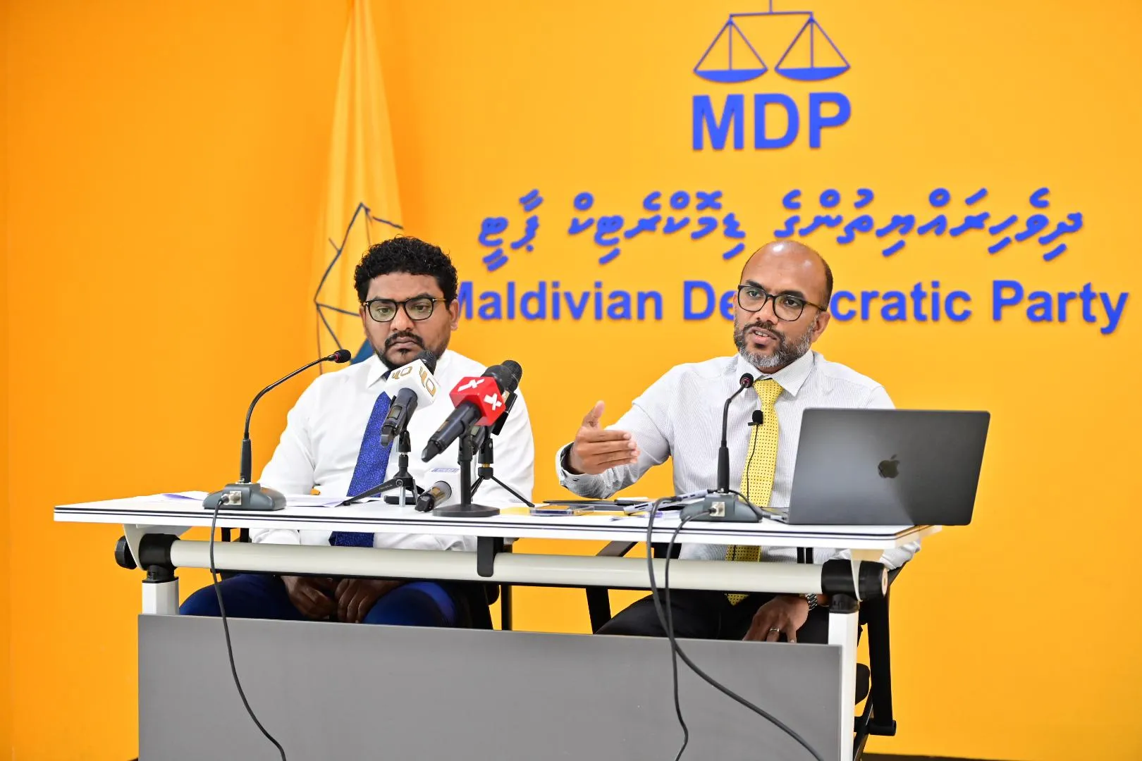 އެމްޑީޕީގެ އިގްތިސާދީ ކޮމިޓީން މިއަދު ނޫސްވެރިންނަށް މައުލޫމާތުދެނީ.. ފޮޓޯ: އެމްޑީޕީ