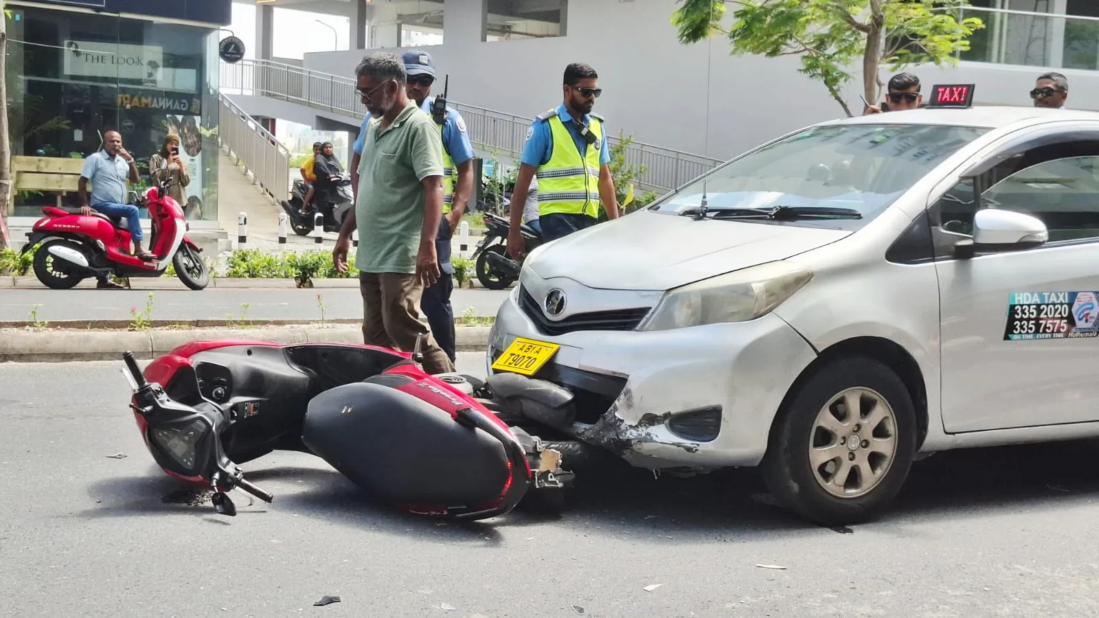 ހިތިގަސްމަގުގައި ހިނގި އެކްސިޑެންޓް.. ފޮޓޯ: ވޮއިސް