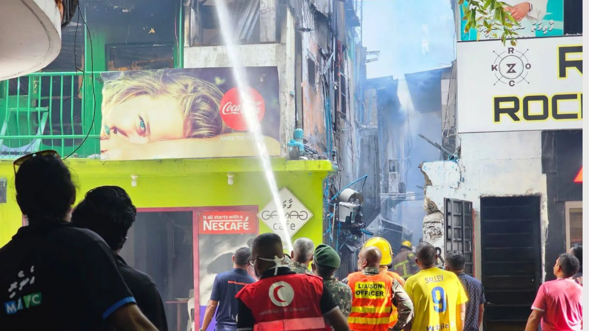 Security services on site as Gaamagu Cafe’ catches fire again (Photo/Voice)