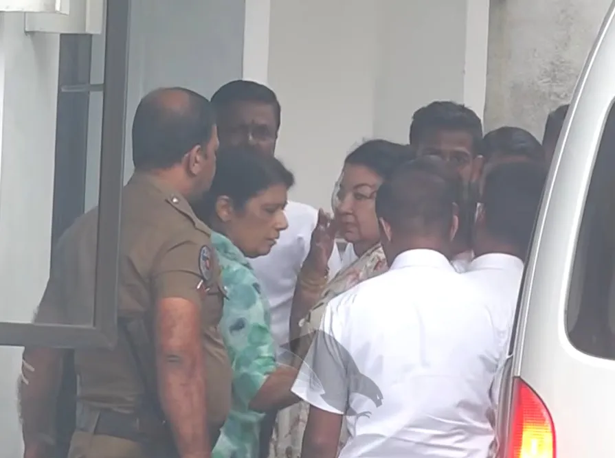 ސްރީލަންކާގެ ކުރީގެ ފަސްޓްލޭޑީ ޝިރާންތީ ރާޖަޕަކްސަގެ ބަންދަށް 6 ދުވަސް ޖަހައިފި