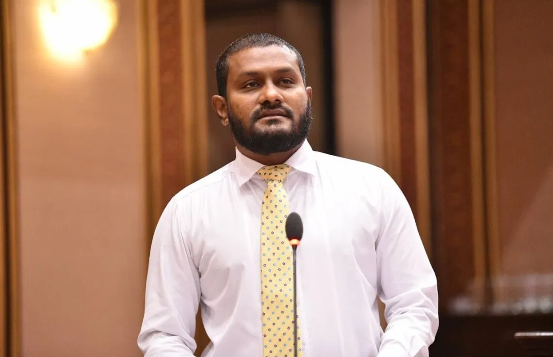 "ރައްޔިތުންގެ އިހުސާސްތައް ދަންނަނަމަ މަޖިލިސް ޗުއްޓީއަށް ދާނީ ކޮތަޅު މައްސަލަ ހައްލުކޮށް ދީފައި"