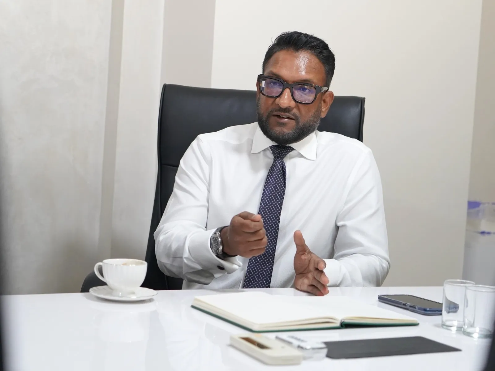 އަމާޒަކީ ވިޔަފާރި ނަފާ އިތުރުކުރުމެއްނޫން، ހުރިހާ ބޭހެއް ލިބޭނެ އިންތިޒާމު ހަމަޖެއްސުން: ޑރ. ޝާހު