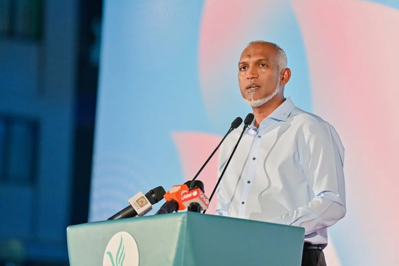 ރޭގެ ޖަލްސާގައި ރައީސް މުޢިއްޒު ވާހަކަ ދައްކަވަނީ- ފޮޓޯ/ ޕީޕީއެމް