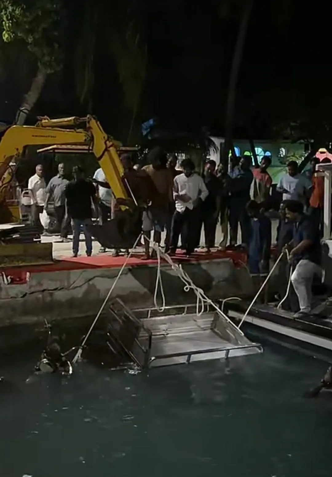 މޫދަށް ވެއްޓުނު ބަގީ ނަގަނީ