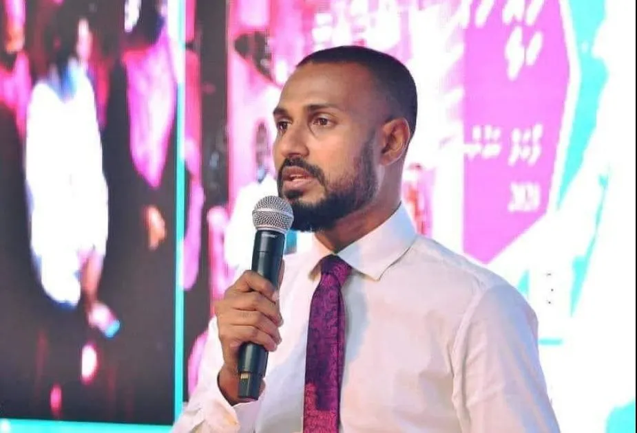 އައްޑޫ ސިޓީން ފެން ކެނޑުނު މައްސަލަ މިރެއަށް ހައްލުކުރެވޭނެ: މުއާޒު