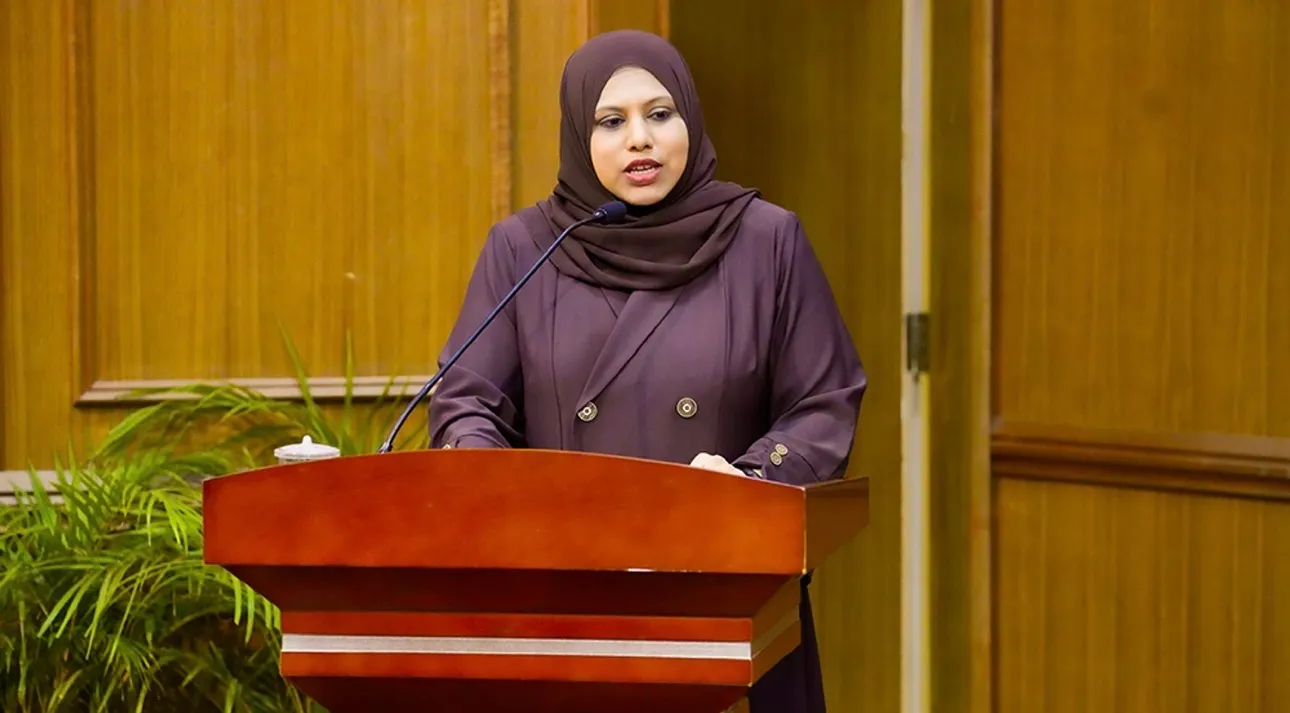 ޢިލްމީ ބަހުސްތައް އާންމުކުރުމަކީ ޤައުމުގެ މުސްތަޤުބަލަށް އެޅޭ ހަރުދަނާ ފިޔަވަޅެއް: ހީނާ