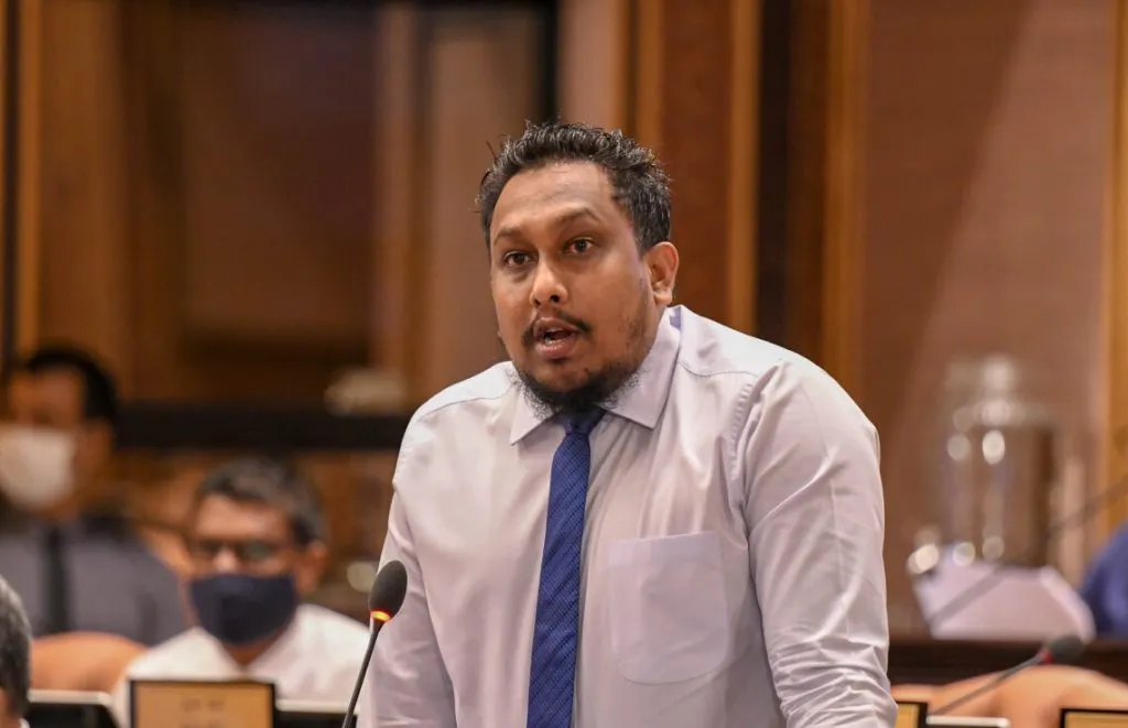އިސްރާއީލު ޕާސްޕޯޓް މަނާ ކުރާގޮތަށް އިމިގްރޭޝަން ގާނޫނަށް އިސްލާހު ހުށަހަޅައިފި!