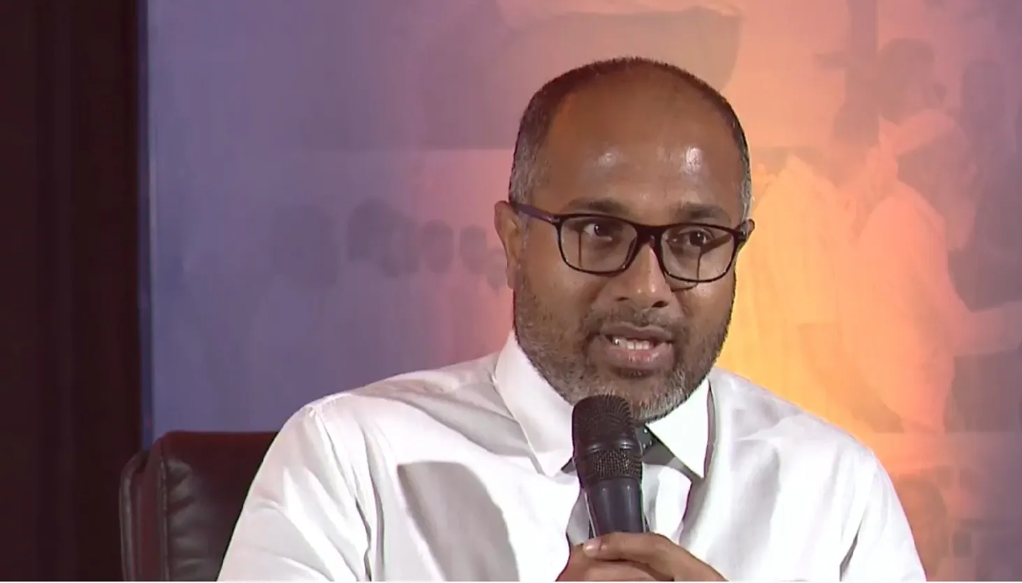 މިއަހަރު ތެރޭ ތިން ސަރަހައްދެއްގައި ރިހެބިލިޓޭޝަން ސެންޓަރުތައް ހެދިގެންދާނެ: އިހުސާން