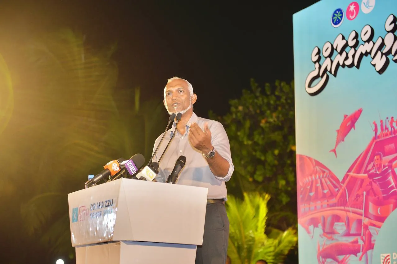 ރައްޔިތުން ކުރިމަތީ ތިބީ ނަތީޖާ ނެރެދިން ބަޔަކާއި ފެއިލްވެފައި ތިބި ބައެއް: ޑރ މުއިއްޒު
