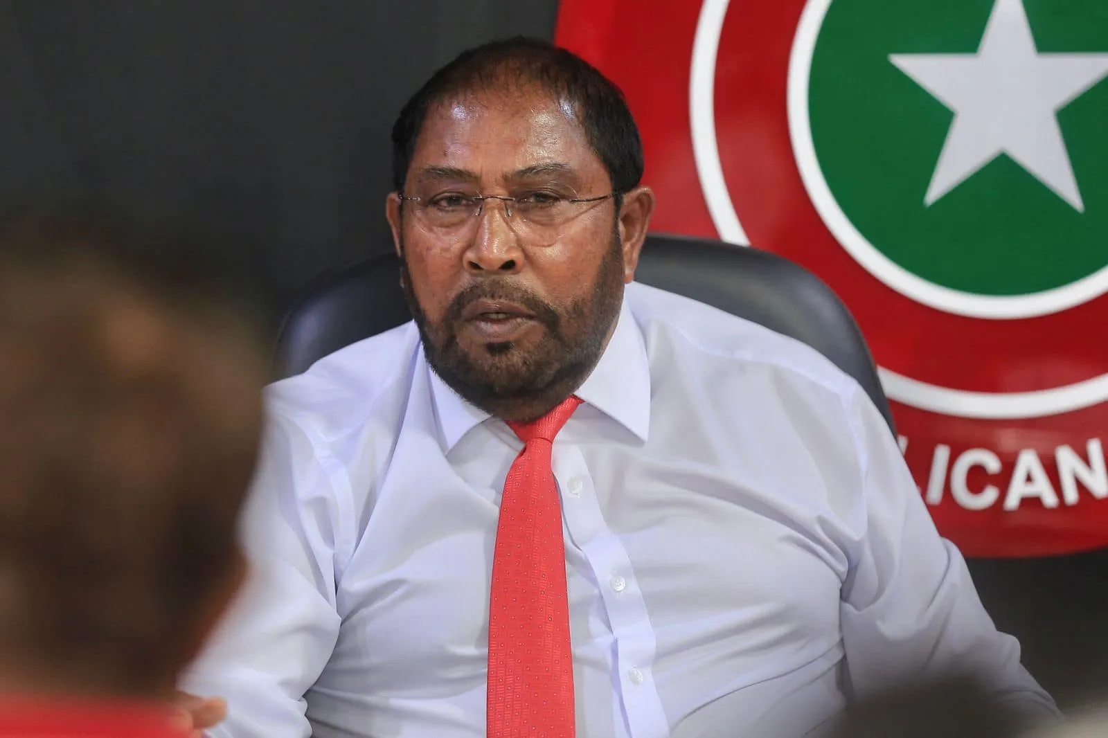 އާދޭހާއެކު ޤާސިމް އެދިލެއްވީ އެކަކުވެސް މުޒާހަރާއަށް ނުދާން – އެއީ ޤައުމު އިނދަޖައްސާލަން ކުރާ ކަމެއްކަމުގައި ވިދާޅުވި