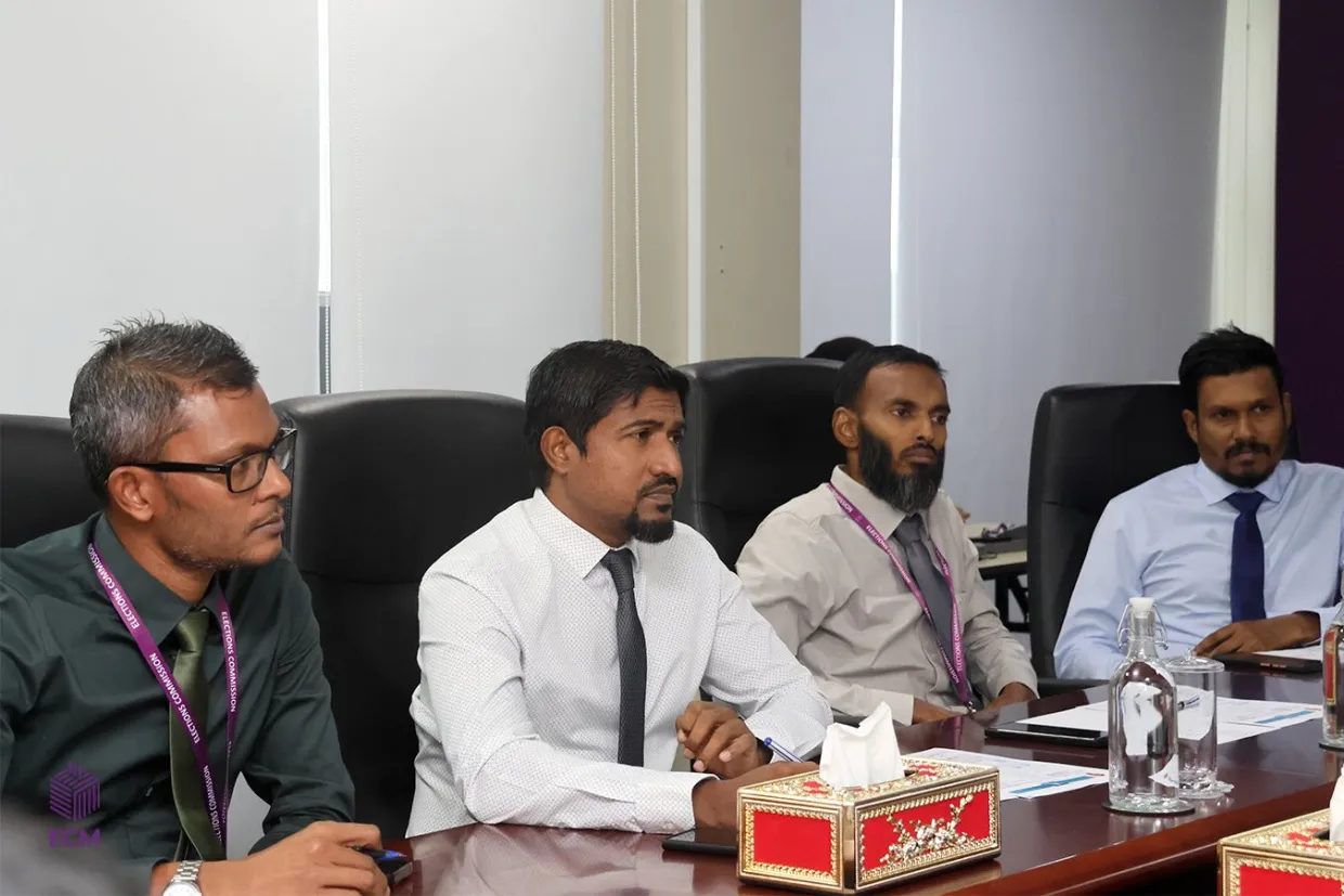 އީސީގެ މެންބަރުން: ފޮޓޯ/ އީސީ