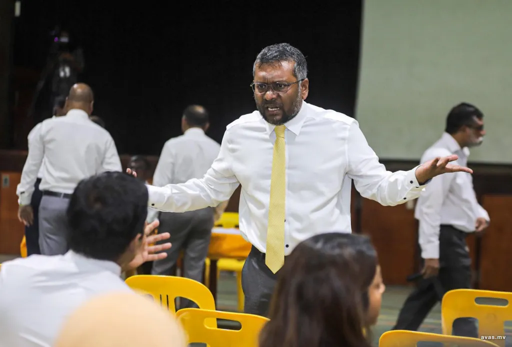 މިއަދަކީ މަޖިލީހުގެ ޑިމޮކްރެޓިކް ހަޔާތުގައި ލަދުވެތި ދުވަހެއް: ފައްޔާޒު