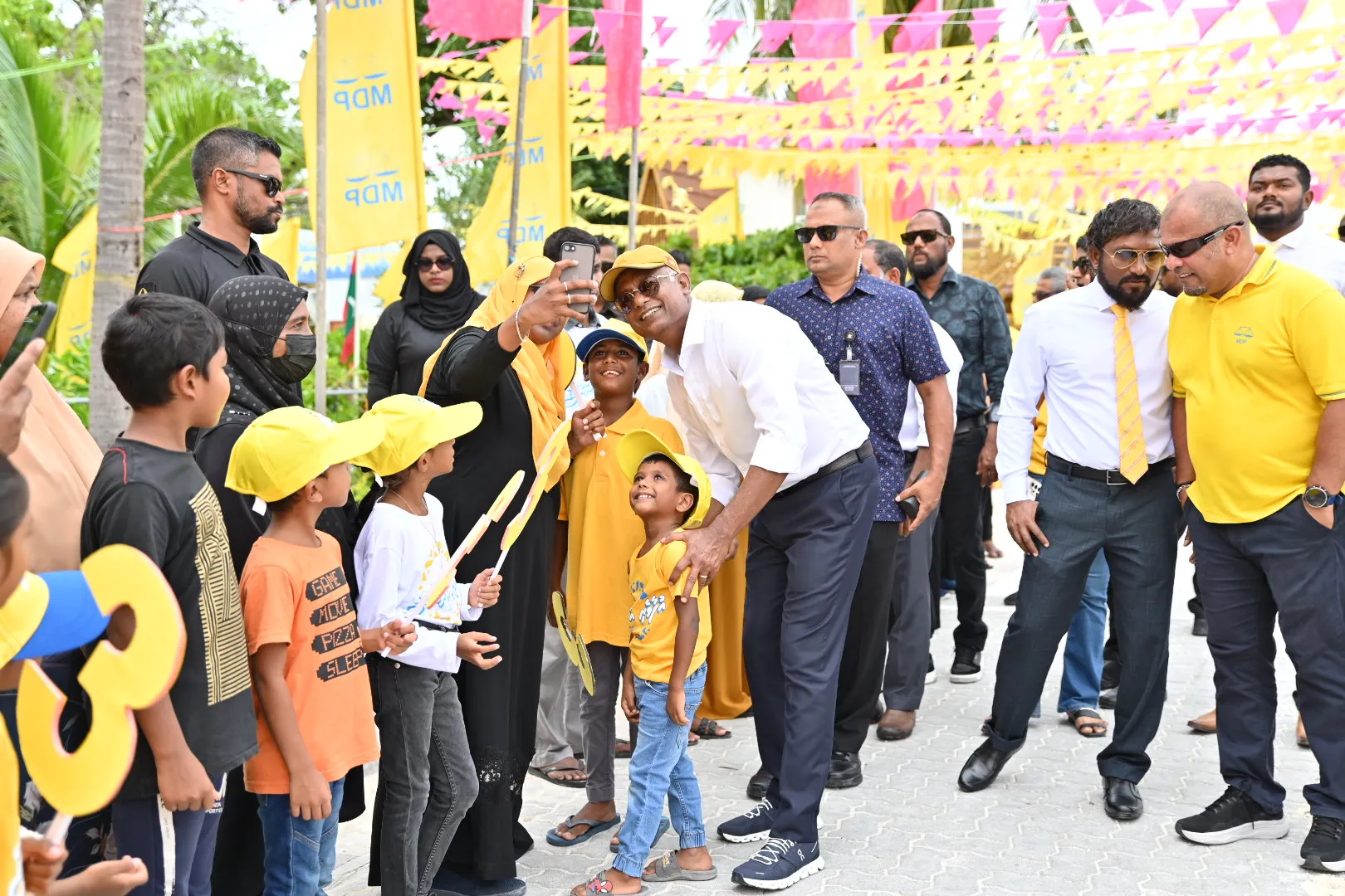 އަޅުގަނޑުމެންގެ އޮތީ އެންމެ އެޖެންޑާއެއް، އެއީ ވަޢުދުތައް ފުއްދުމާއި ރައްޔިތުންނަށް ޚިދްމަތްކުރުން: ރައީސް ޞާލިޙް