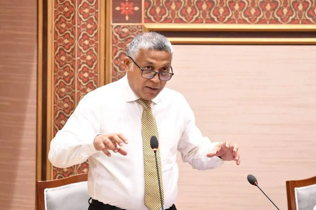 މަސައްކަތްތައް ލަސްވަނީ ގާނޫނާއި ގަވާއިދު ތަކާއި ހުރެ: އަސްލަމް