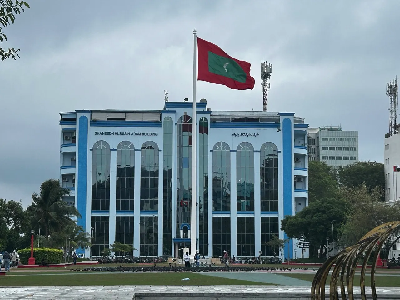 ގެއްލިގެން ހޯދަމުން ދިޔަ ބިދޭސީމީހާ މަރުވެފައި އޮއްވައި ފެނިއްޖެ