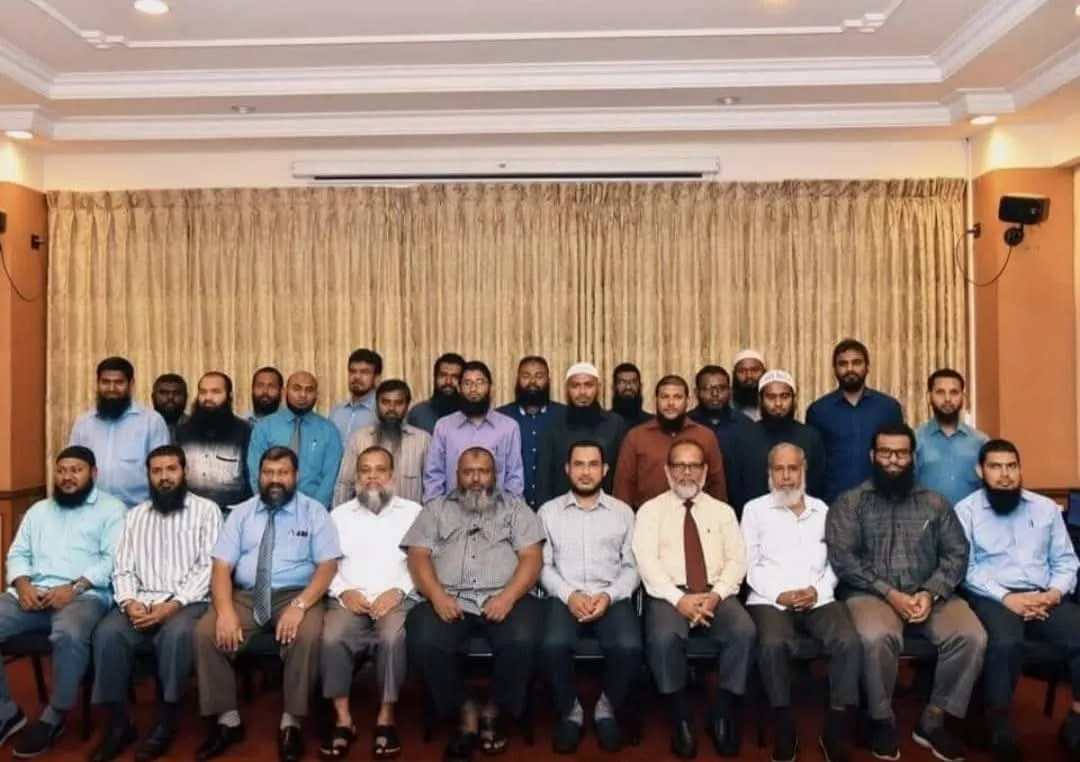 އިލްމުވެރީންގެ ގުޅުމަށް ނިސްބަތްވާ ބައެއް އިލްމުވެރީން