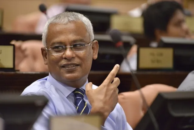 ނޫސްވެރިކަމުގެ މިނިވަންކަން ކަށަވަރުކޮށްދޭނަން: އިބޫ