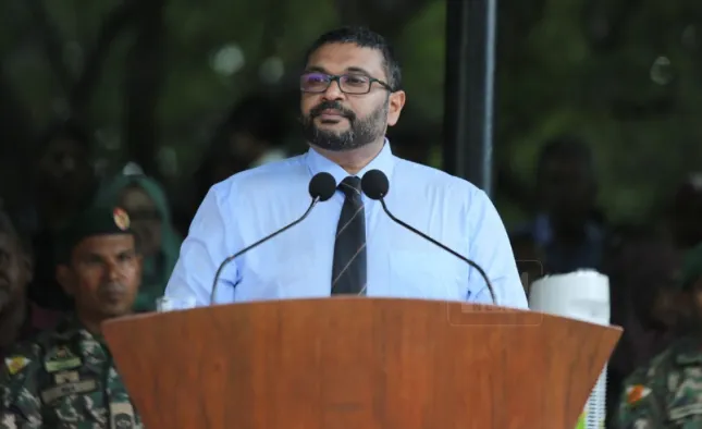 ދިފާއީ ވަޒީރު މުޙައްމަދު ޣައްސާން މައުމޫން