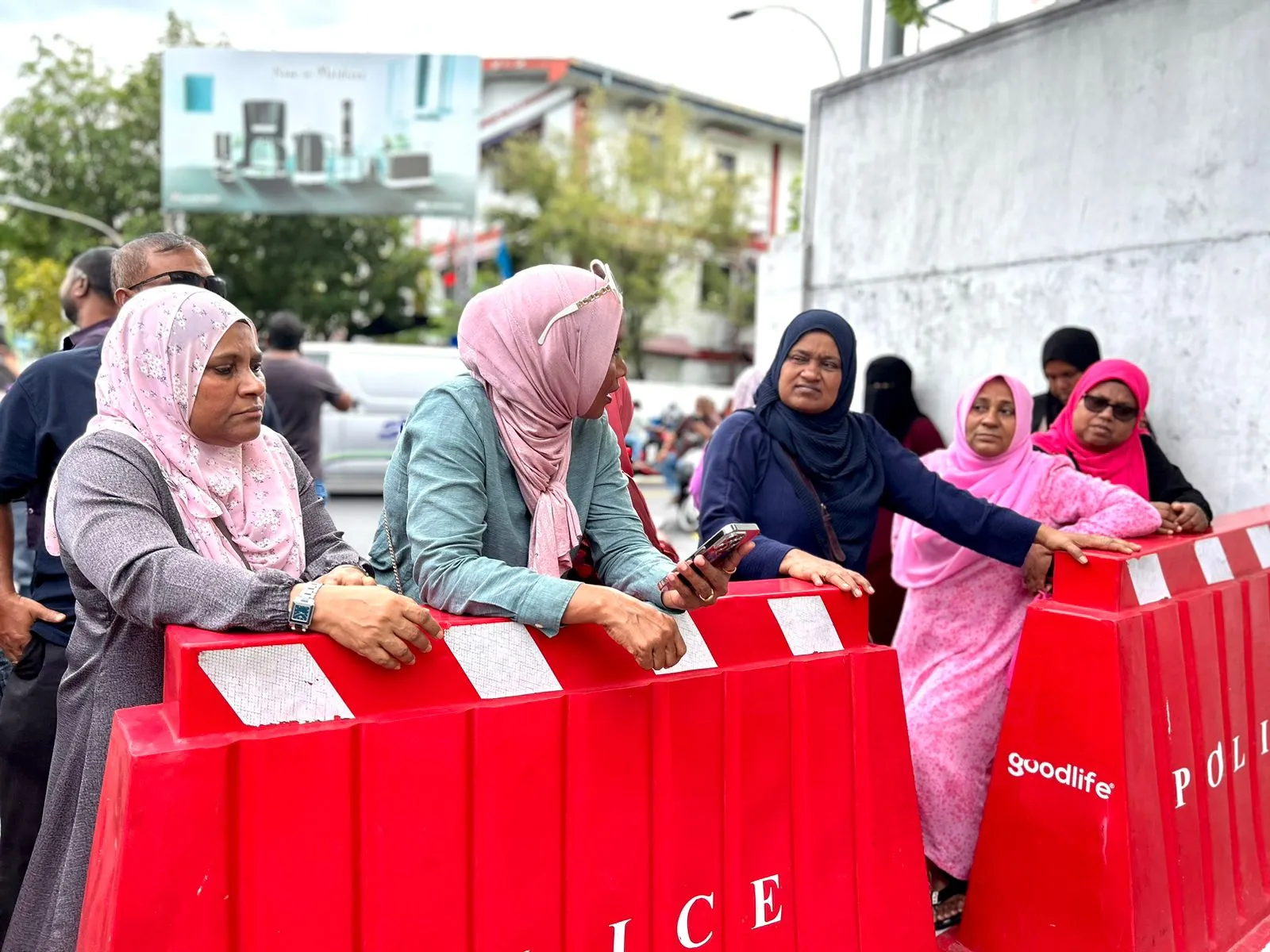 ނޭނގި ރީ-ރެރިސްޓާ ކޮށްފައިވާކަމުގެ ޝަކުވާތައް އިތުރުވެއްޖެ