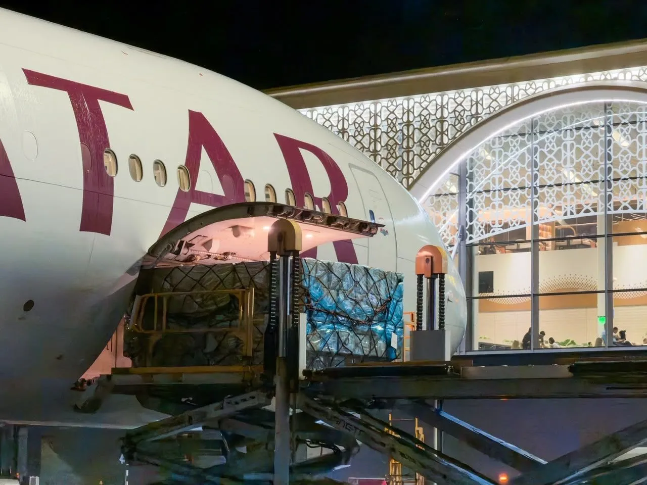Velana International Airport Handles First-Ever Sea-to-Air Transshipment Cargo from Cambodia