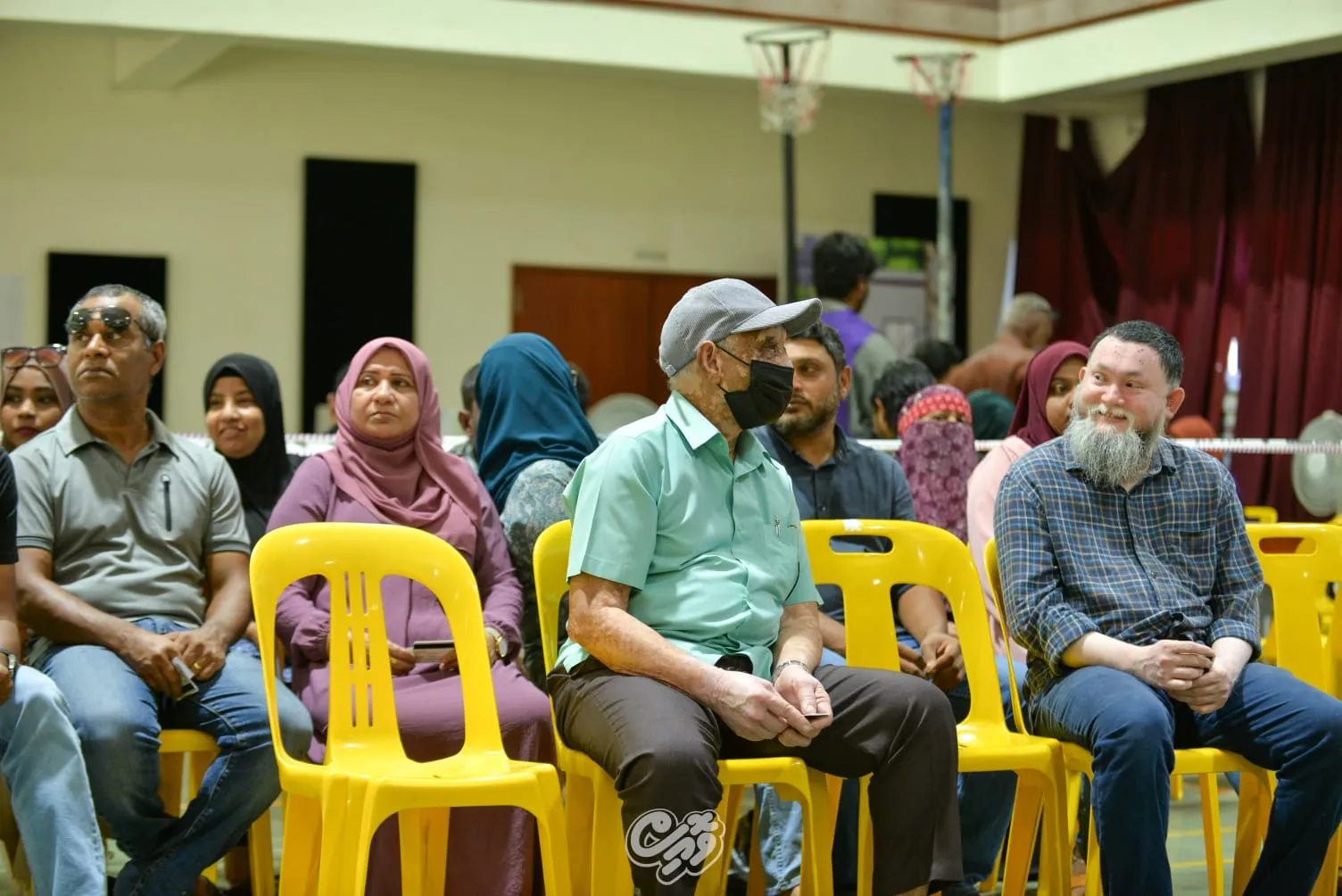 ރިޔާސީ އިންތިހާބުގެ ވޯޓުލުން ފަށައިގެން ކުރިއަށް!