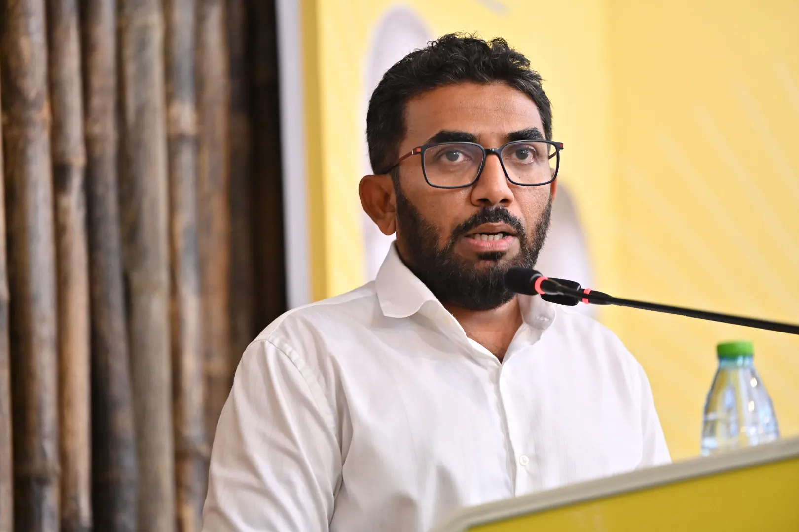 ވެންޓިލޭޓަރު ކޮރަޕްޝަން މައްސަލާގައި ހިމެނޭ އަމީނު ރައީސް ޞާލިހަށް ތާއީދުކޮށްފި