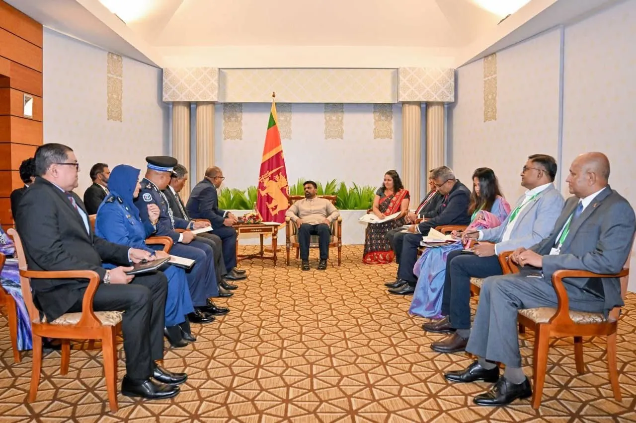 އަވައްޓެރި ލަންކާގެ ރައްޔިތުންނަށް ރާއްޖެއިން ތިންމަހުގެ އޮންއެރައިވަލް ވިސާ ދޭން ނިންމައިފި
