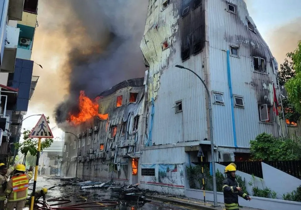 Fire breakout in Housing Ministry (Photo/MNDF)