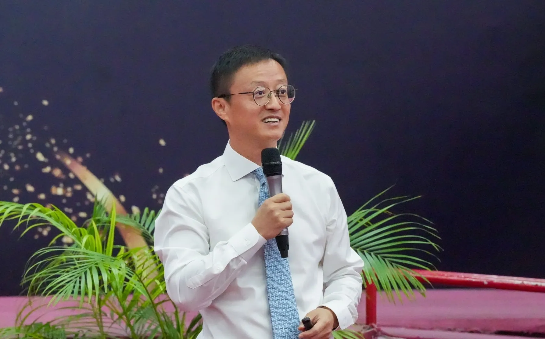 Chinese Ambassador Kong Xianhua (Photo/Addu City Council)