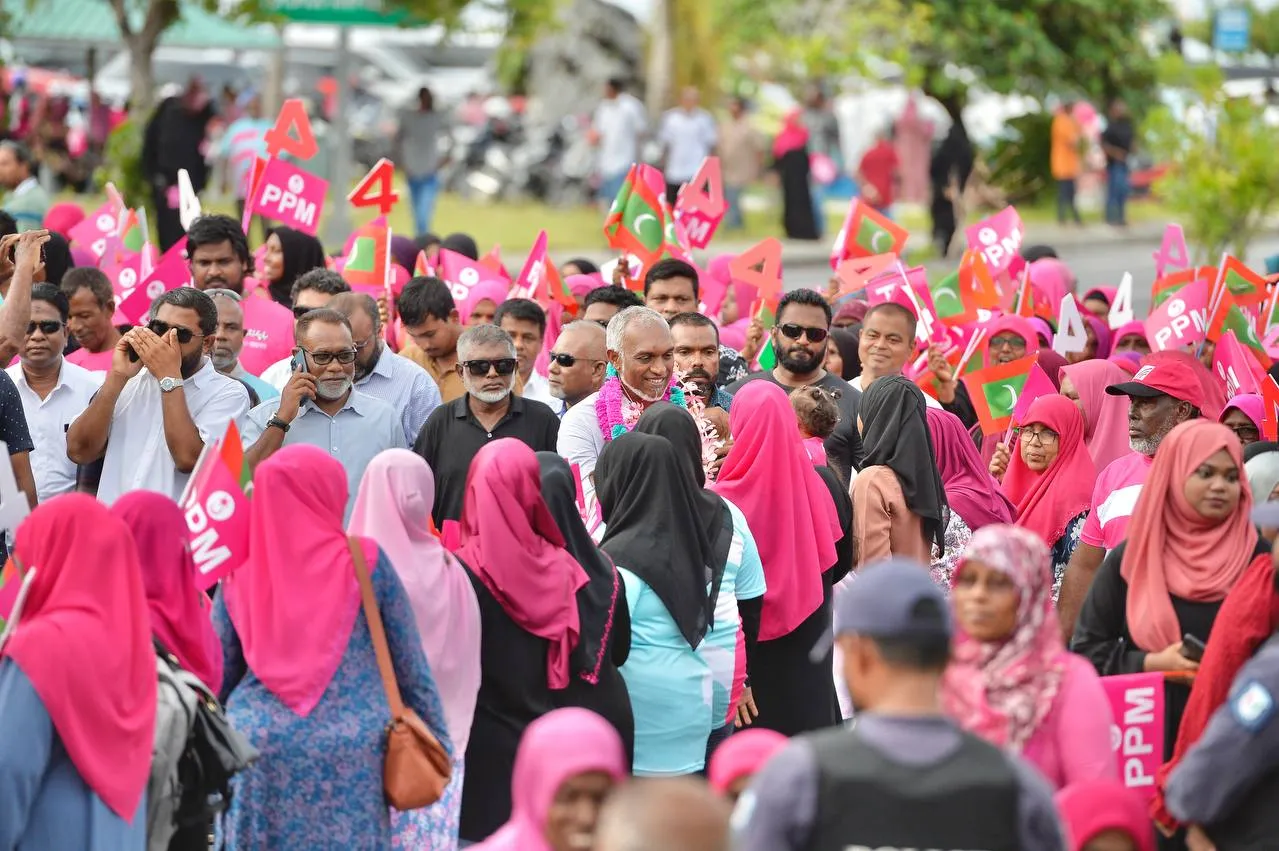 ފޮނަދޫ ތަރައްގީގެ ހަބަކަށް! މީ އާބާދީ އެއްފަސްކުރުމަށް ޑރ މުއިއްޒު ގެންގުޅޭ ވިސްނުން!