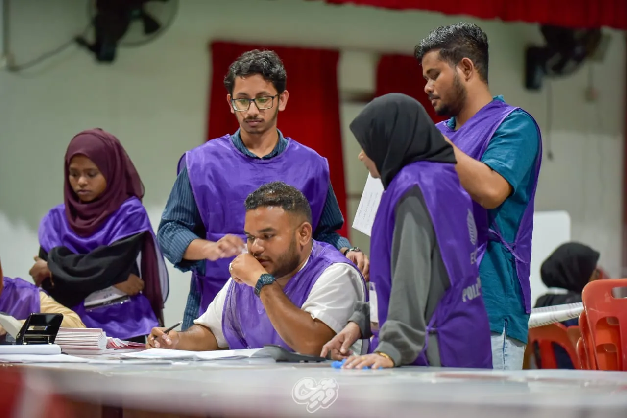 މިހާތަނަށް 1546 ރީ ރެޖިސްޓަރީ ފޯމު ރިޖެކްޓް ކުރެވިފައިވޭ: އީސީ
