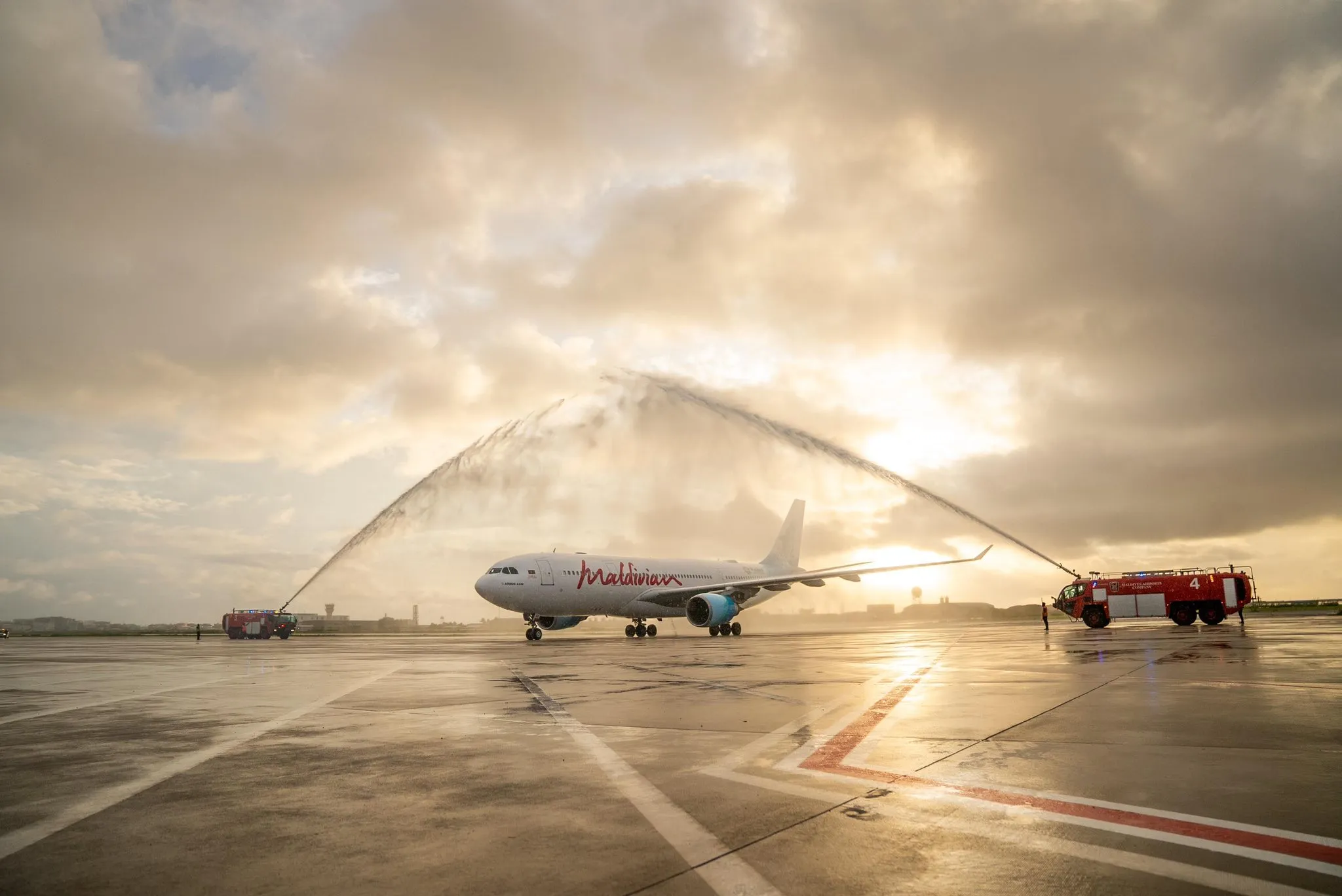 Historic Maldivian flight touches down at Velana, completing first ever direct journey from Australia