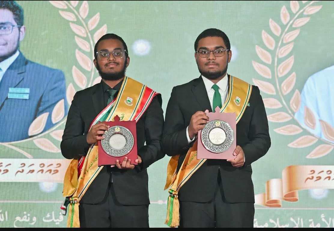 ތާރީހީ ކާމިޔާބެއް: އަރަބިއްޔާގެ އެންމެ މޮޅު ދަރިވަރުންނަށް ދެބެއިން