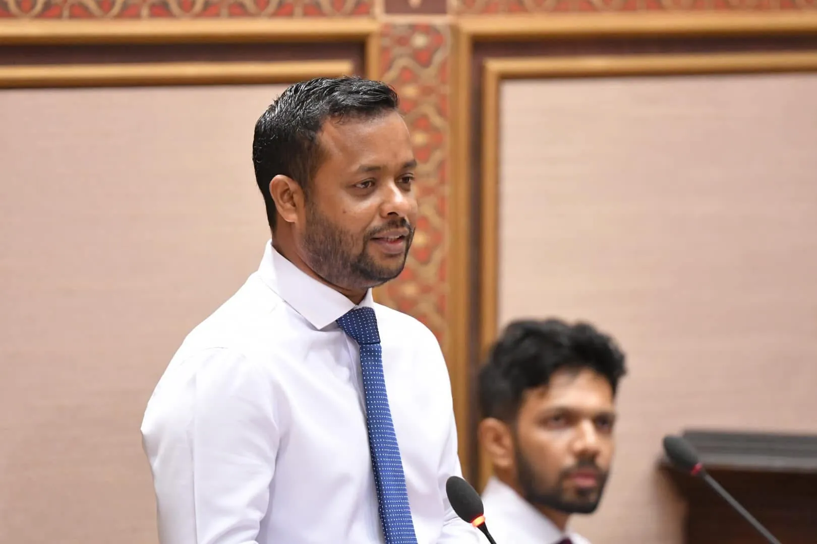 ސޮއިކޮށްފައި އެކަނިވެސް 39 ބިލިއަން ރުފިޔާގެ ޕްރޮޖެކްޓް؛ އައު މަޝްރޫޢު ފަށާނީވެސް ކޮން ފައިސާއަކުންތޯ؟“: މުއްޠަލިބު