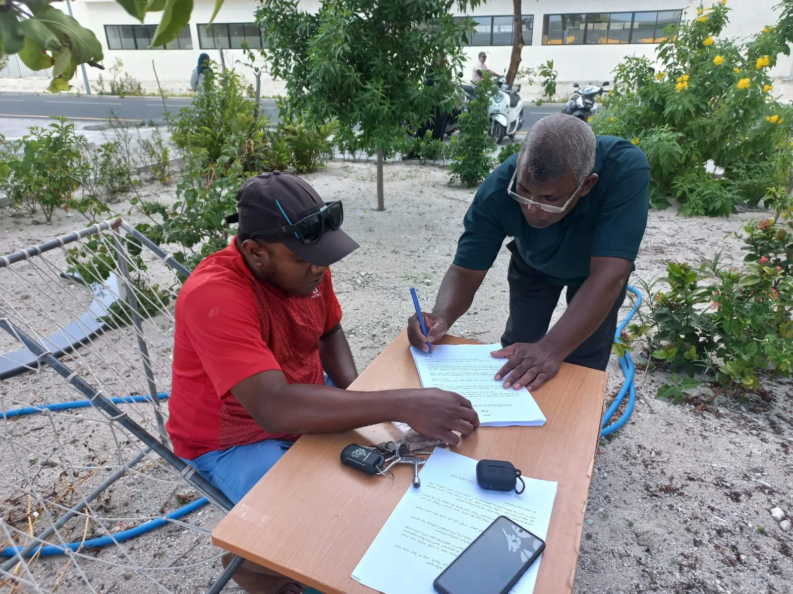 ހުޅުމާލޭ ފަޅު ހިއްކުމާއި ދެކޮޅަށް ޕެޓިޝަންގައި ސޮއިކުރުން މިރޭ