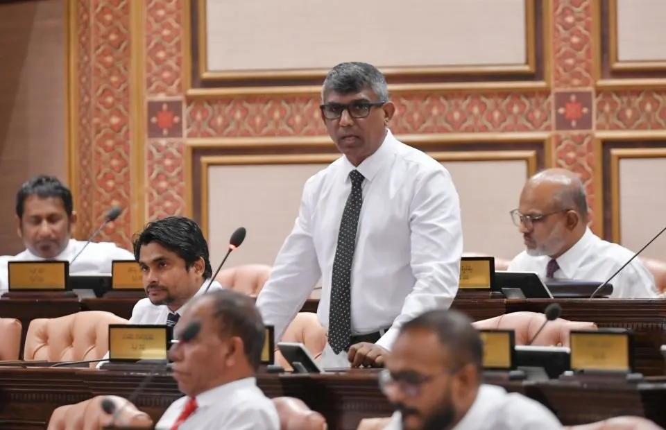 ތުޅާދޫ ދާއިރާގެ މެންބަރު އަބްދުލްހަންނާން އަބޫބަކުރު