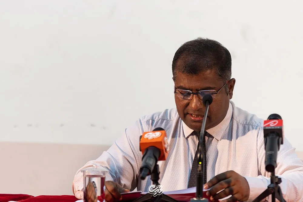 ޅެން ފަރުވާގެ ކްލިނިކާއި "ށ"އިން ފެށޭ ބަސް ހަދާ ވާހަކަ ދޮގުކޮށްފި