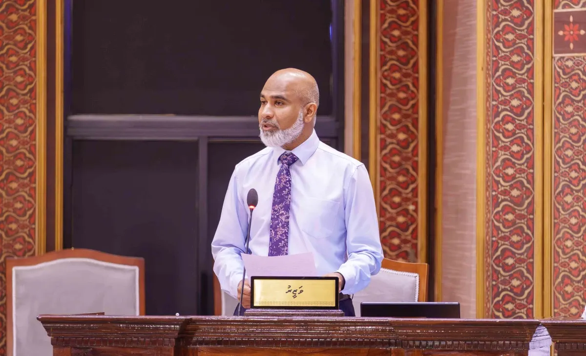 މަގުބޫލު ސަބަބެއް ނެތި ސްކޫލަށް ހާޒިރުނުވާ ދަރިވަރުންނާމެދު ފިޔަވަޅު އެޅުމަށް ޕްރިންސިޕަލުންނަށް އަންގައިފި