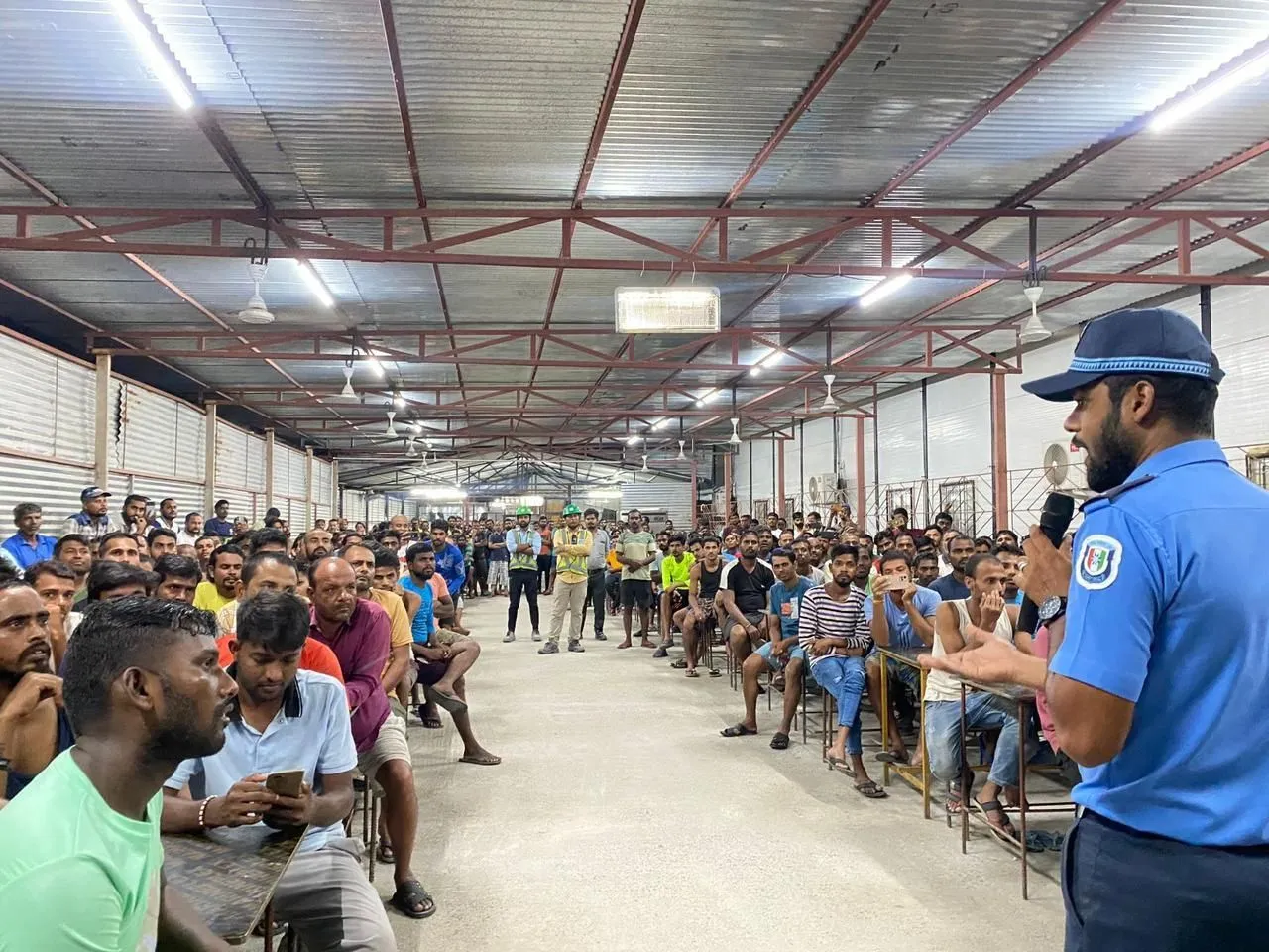 ބިދޭސީންނަށް މައުލޫމާތުދިނުމުގެ ހަރަކާތެއް ހުޅުމާލޭގައި ކުރިއަށް ގެންގޮސްފި