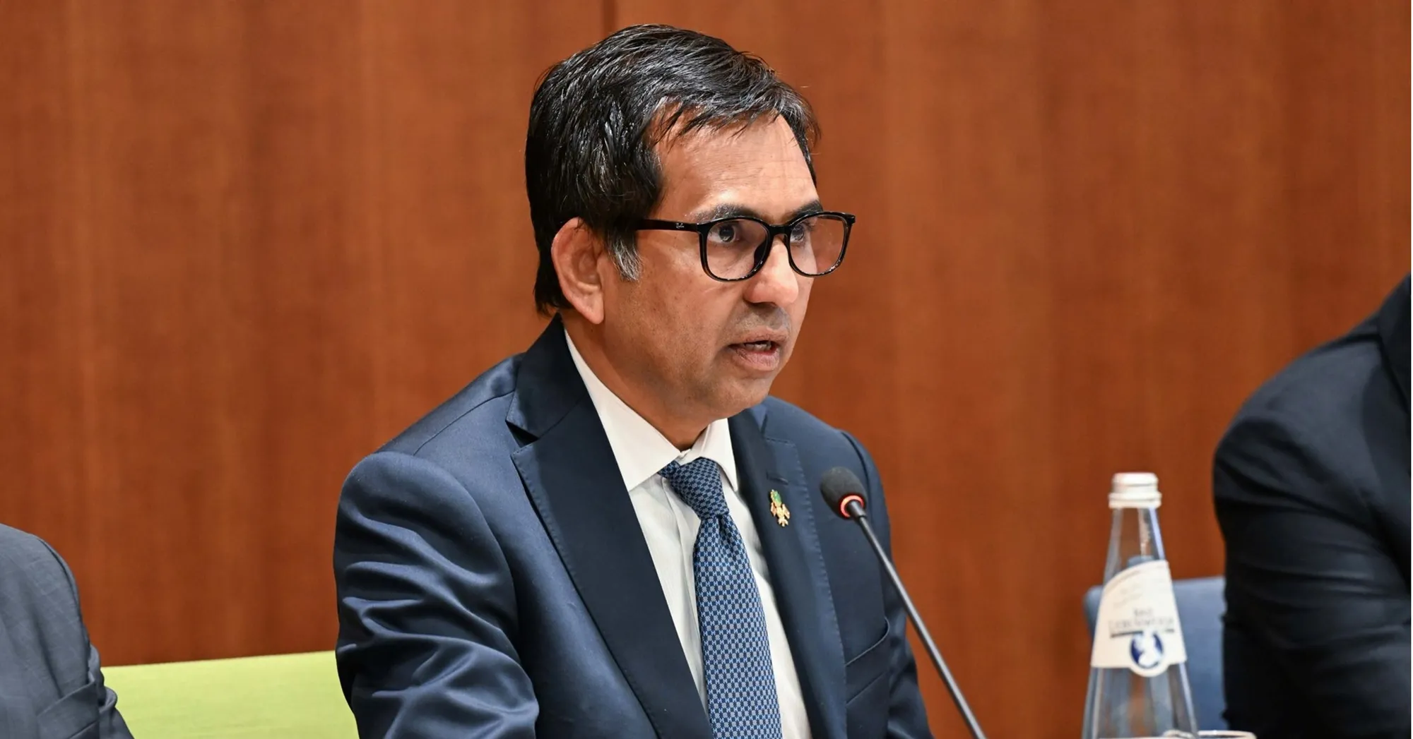 އީރާނު މަސްރަހް: ކާބޯތަކެއްޗާއި އަސާސީ މުދާ މެދުކެނޑުމެއް ނެތި ލިބޭނެ މަގު ކަށަވަރުކުރުމަށް ހުރިހާ ފިޔަވަޅެއް އަޅާނެ ކަމަށް ސަރުކާރުން ބުނެފި