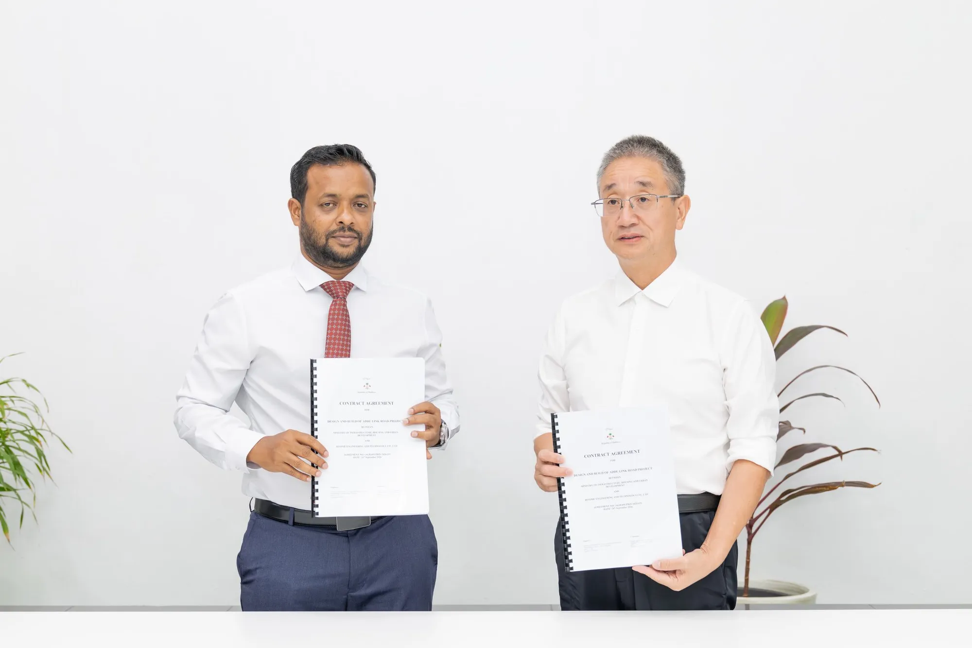 އައްޑޫ ލިންކު ރޯޑު ތަރައްޤީ ކުރުމުގެ މަސައްކަތް ޗައިނާ ކުންފުންޏަކާ ހަވާލުކޮށްފި