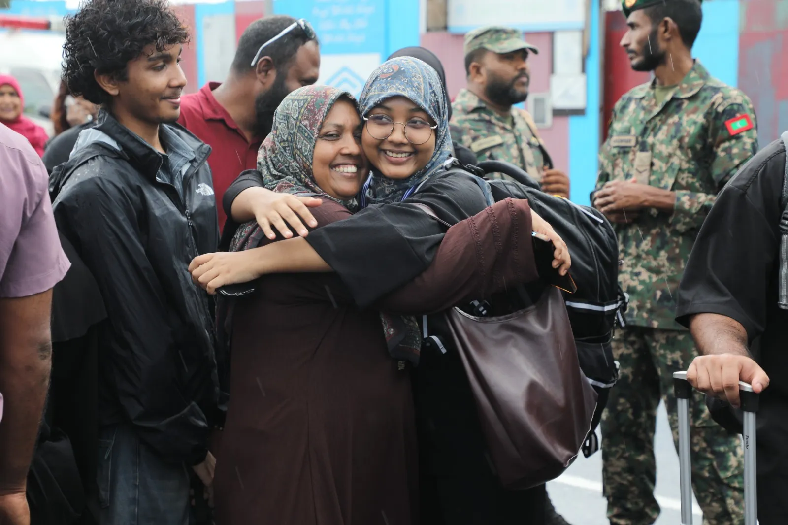ވަތަނީ ހިދުމަތުގެ ތިން ބެޗުގެ ބައިވެރިން ތަމްރީނުތަކަށް ފުރައިފި
